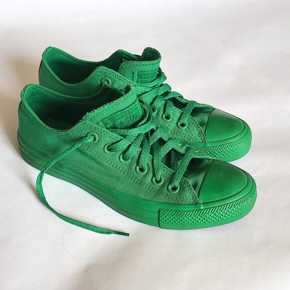 Converse All-Stars - Picture 1 of 4